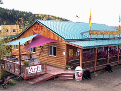 The Outpost, showerhuse and rooms at Chicken, Alaska